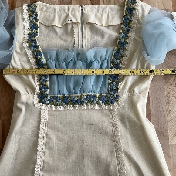 Vtg 60-70s Renaissance Style Dress Peasant Lace Floral Ribbon Cream Light Blue 6 - Picture 11 of 14